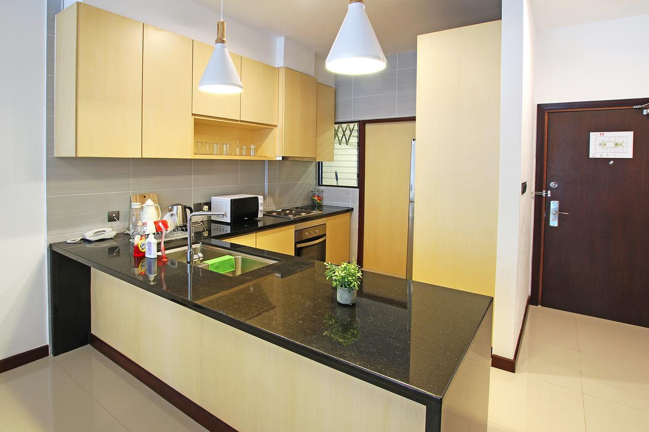 Bernard Holiday Home @ Imperial Suites Kuching Extérieur photo
