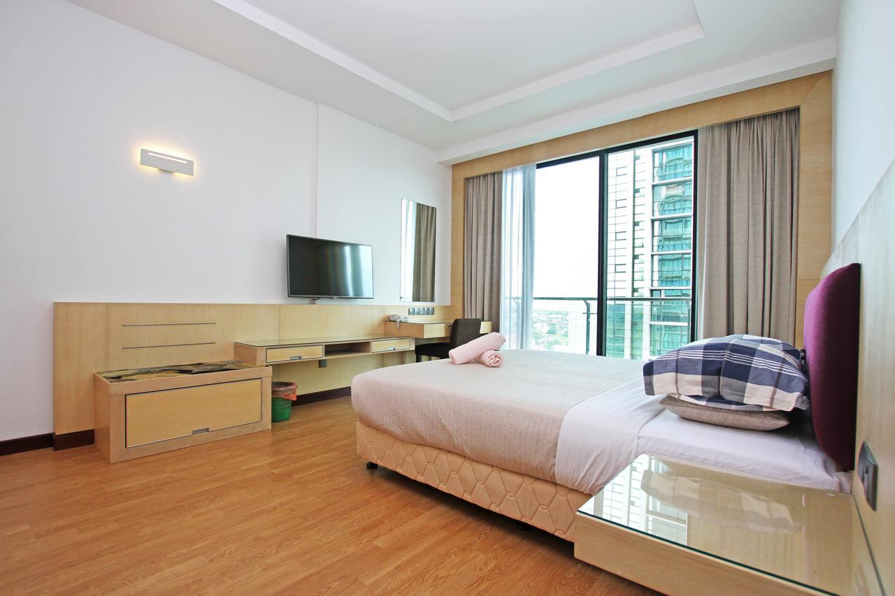 Bernard Holiday Home @ Imperial Suites Kuching Extérieur photo