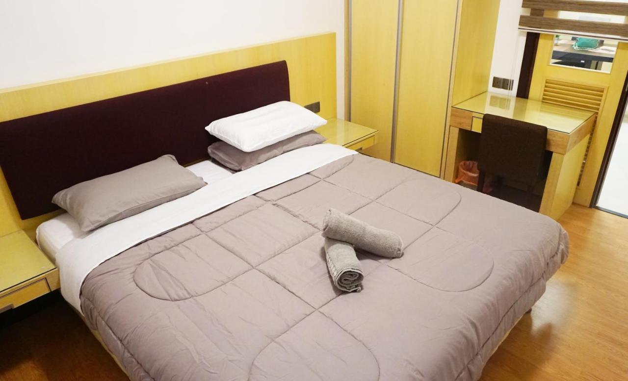 Bernard Holiday Home @ Imperial Suites Kuching Extérieur photo